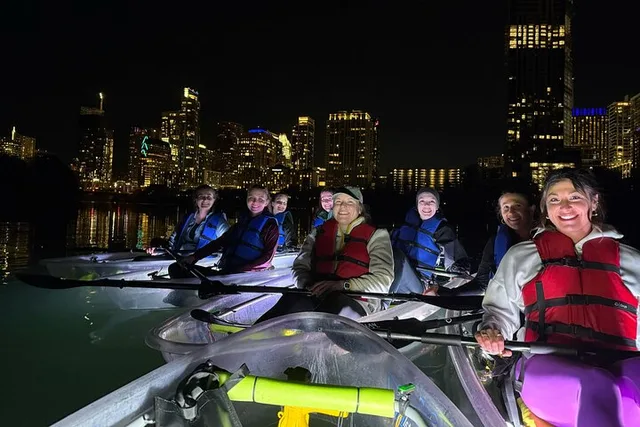 Austin Clear Kayak Tour on Lady Bird Lake - Image 4