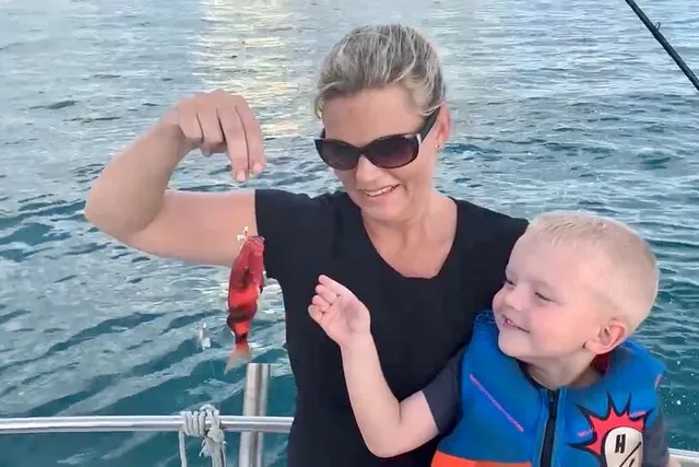 Honolulu Fishing Charter for Family and Friends 2 hr - Image 3