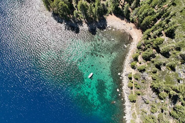 Lake Tahoe Boat Bar Tour with Captain 4 hr - Image 3