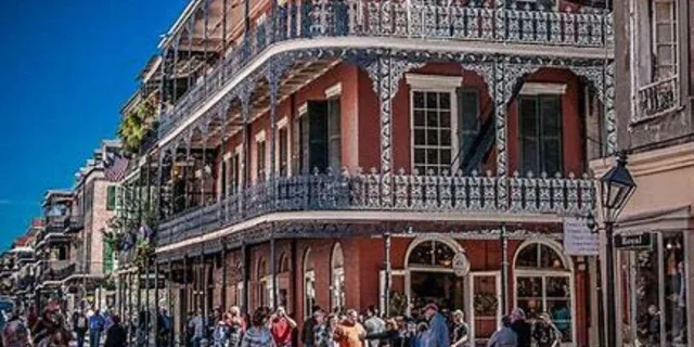 New Orleans French Quarter Walking Tour - Image 3