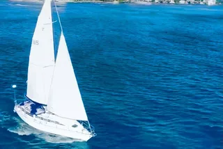 Waikiki Island Tour and Sail with Snorkeling