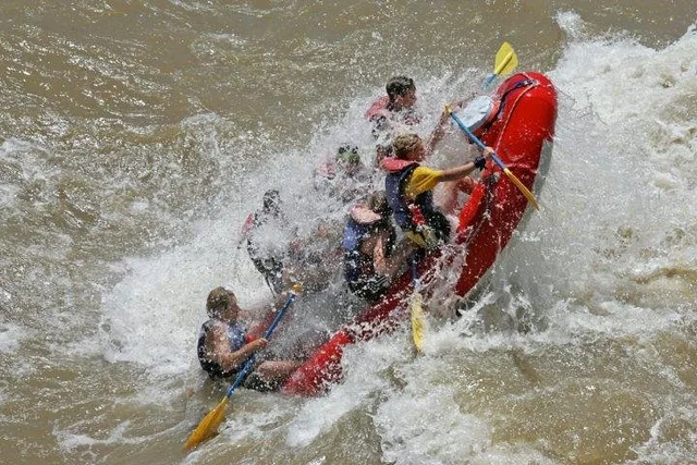 Moab Fisher Towers Rafting - Image 2