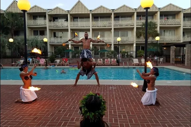 Daytona Beach Polynesian Fire Show and Dinner - Image 6