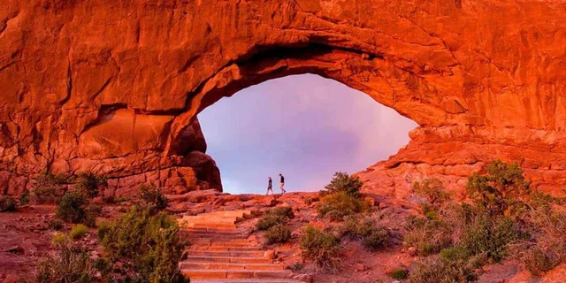 Moab Arches National Park Sunset Tour - Image 4