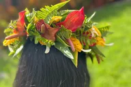 Hilo Floral Crown Weaving thumbnail 3