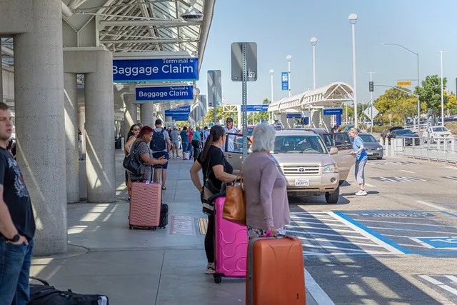 Ontario Airport Transfer Service - Image 5