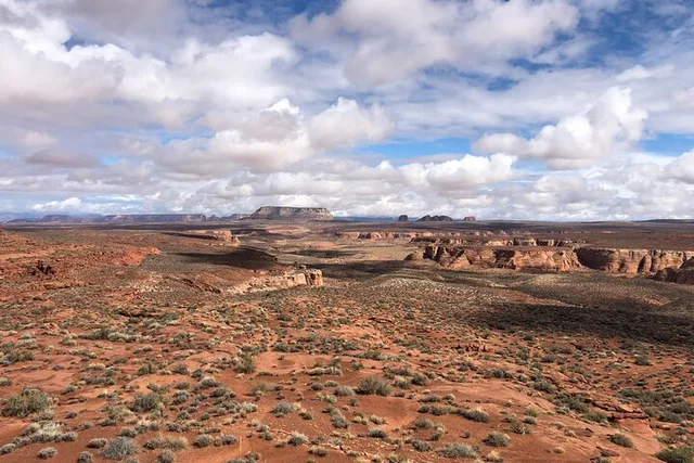 Antelope Canyon Hiking Tour - Image 1