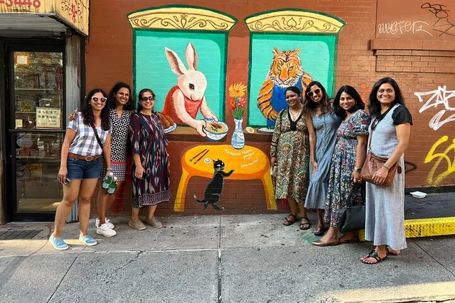 New York Chinatown and Little Italy Food Tour - Image 1