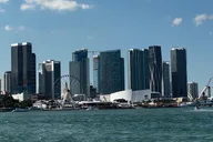 Miami Yacht Rental with Captain and Crew 4 hr thumbnail 5