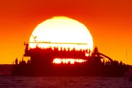Kailua Kona Historical Dinner Cruise to Kealakekua Bay thumbnail 1