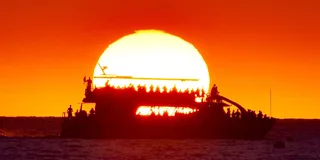 Kailua Kona Historical Dinner Cruise to Kealakekua Bay