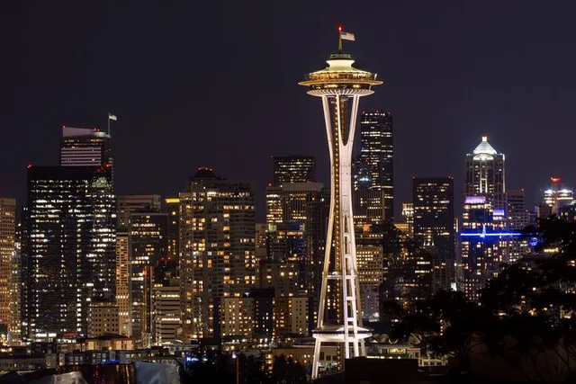 Seattle Night Walking Tour with Space Needle - Image 6