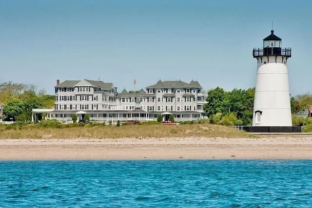 Martha's Vineyard Full Day Tour with Lunch - Image 4
