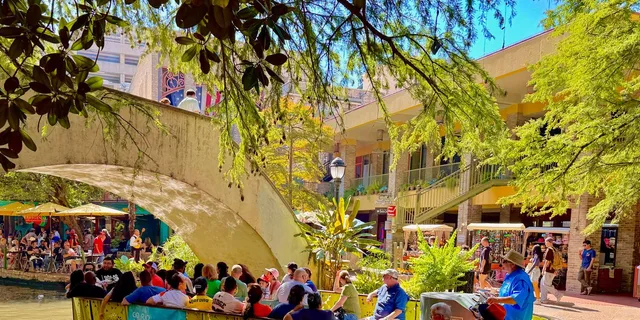 San Antonio Food Tour with Tacos and Ice Cream - Image 3