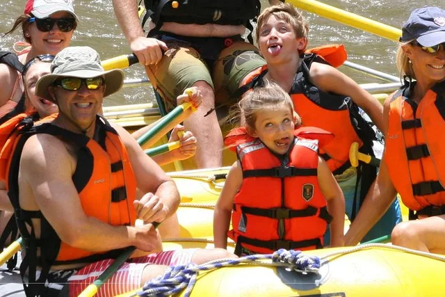 Glenwood Springs Rafting Trip - Image 2