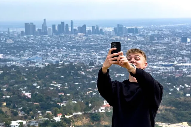 Los Angeles Hollywood Sign Guided Hike - Image 3