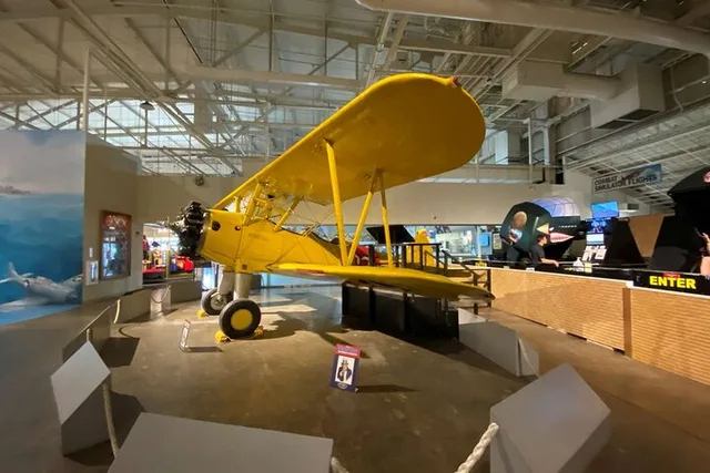 Honolulu Pearl Harbor Aviation Museum Tour - Image 6