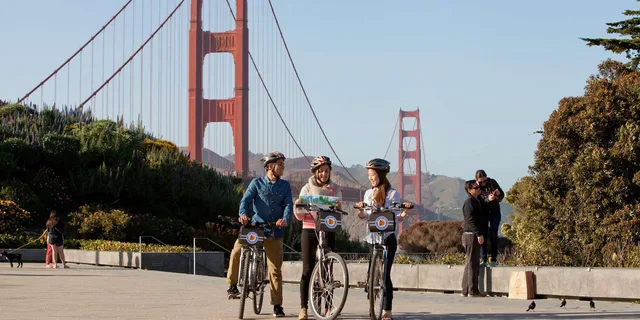San Francisco Golden Gate Bridge Bike Rental - Image 2