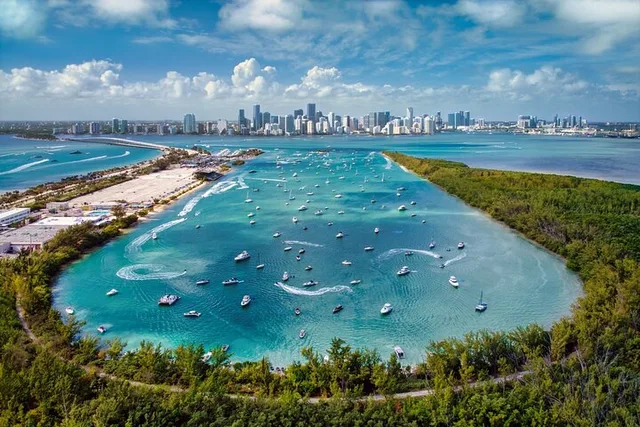 Miami Beaches Day Trip from Port of Miami - Image 3