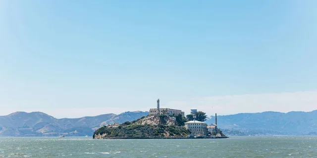 San Francisco City Highlights and Alcatraz Tour - Image 4