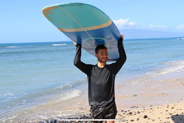 Maui Surf Lessons - Image 3