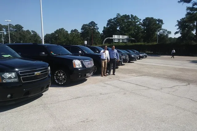 Galveston to Houston IAH Airport Private SUV Shuttle - Image 3