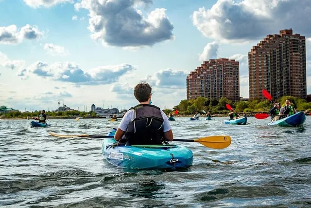 New York City Kayak Adventure - Image 2