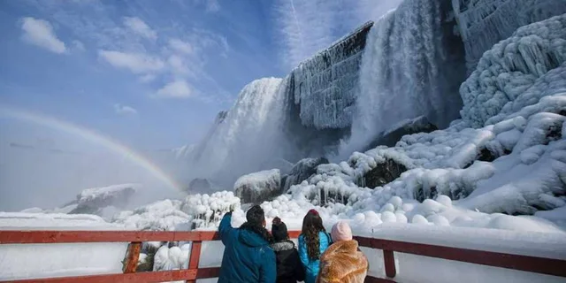 Niagara Falls Winter Wonder Tour - Image 4