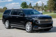 Honolulu Airport Transfer in SUV thumbnail 2