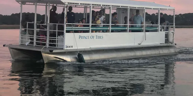 Hilton Head Island Dolphin Watching Cruise at Sunset - Image 5