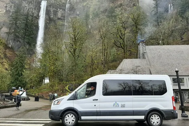 Portland Waterfalls and City Tour - Image 5