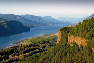 Portland Columbia River Gorge & Waterfalls Tour
