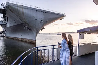 Charleston Harbor Cruise with Live Narration 1.5 hr