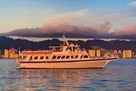 Honolulu Sunset Dinner Cruise thumbnail 1