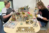 Orange County Flower Decorating Class thumbnail 1