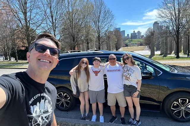 Nashville Evening Van Tour - Image 3
