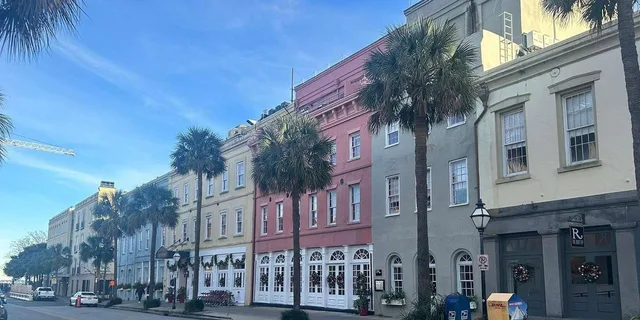 Charleston Craft Beer and Cocktails Tour - Image 3