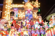 New York City Holiday Lights Private Tour thumbnail 2
