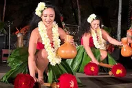 Oahu Luau Experience with Transfers thumbnail 3