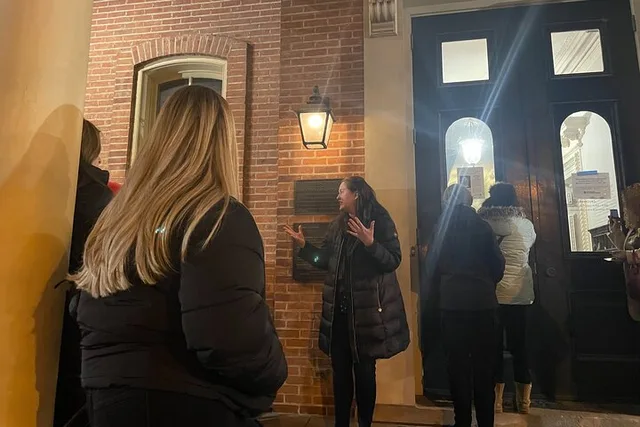 Chicago Ghost Bus Tour - Image 6