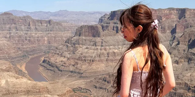 Las Vegas Grand Canyon Skywalk and Hoover Dam Tour - Image 1