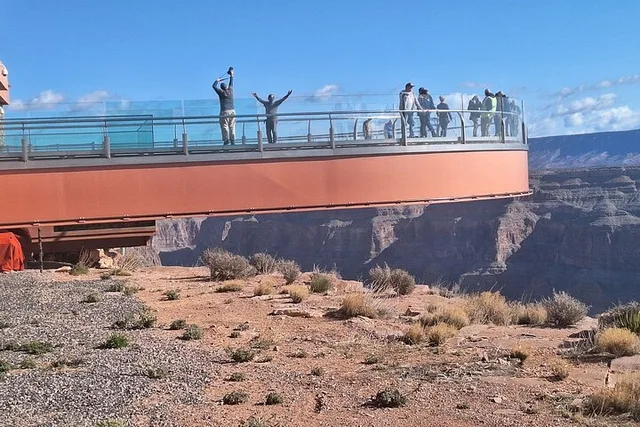 Grand Canyon West Rim Skywalk Tour with Lunch - Image 3