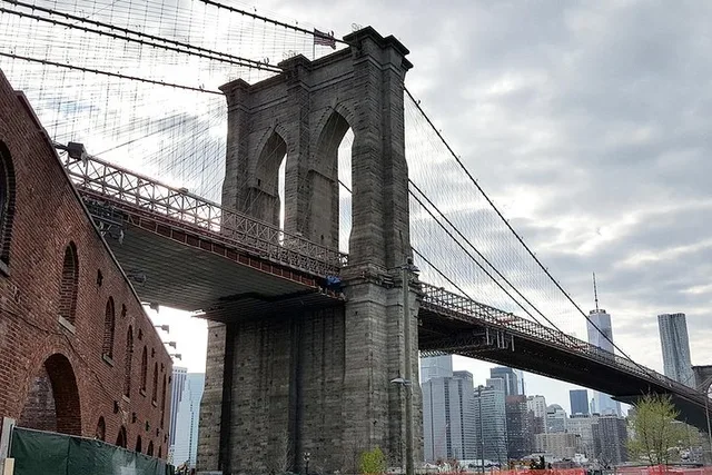 Brooklyn Walking Tour: Bridge, DUMBO, Heights - Image 1