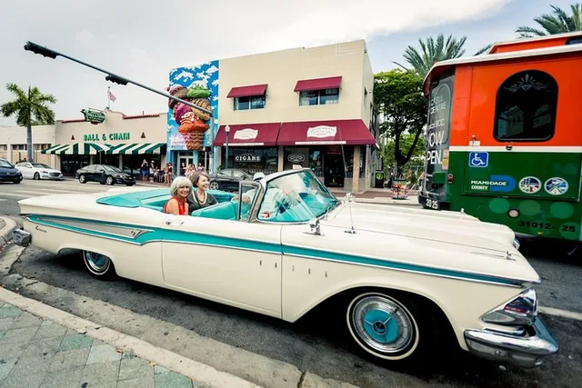 Miami Classic Car Tour - Image 2