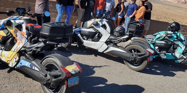 Las Vegas Red Rock Canyon Self-Guided CanAm Trike Tour 2 hr - Image 2