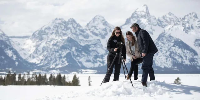 Jackson Wildlife and Snowshoe Tour in Grand Teton - Image 2