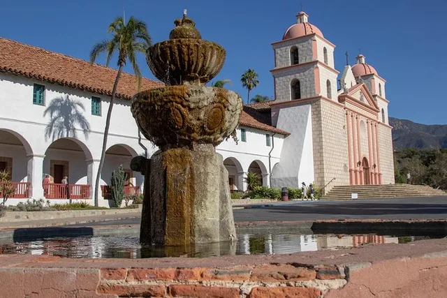 Los Angeles Santa Barbara and Hearst Castle Day Trip - Image 5