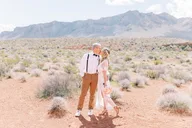 Valley of Fire Wedding Ceremony in French thumbnail 3