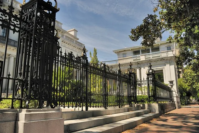 Savannah Sightseeing & History Walking Tour - Image 5