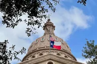 Austin Romantic Private Walking Tour thumbnail 5